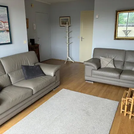 De Standing דירה *